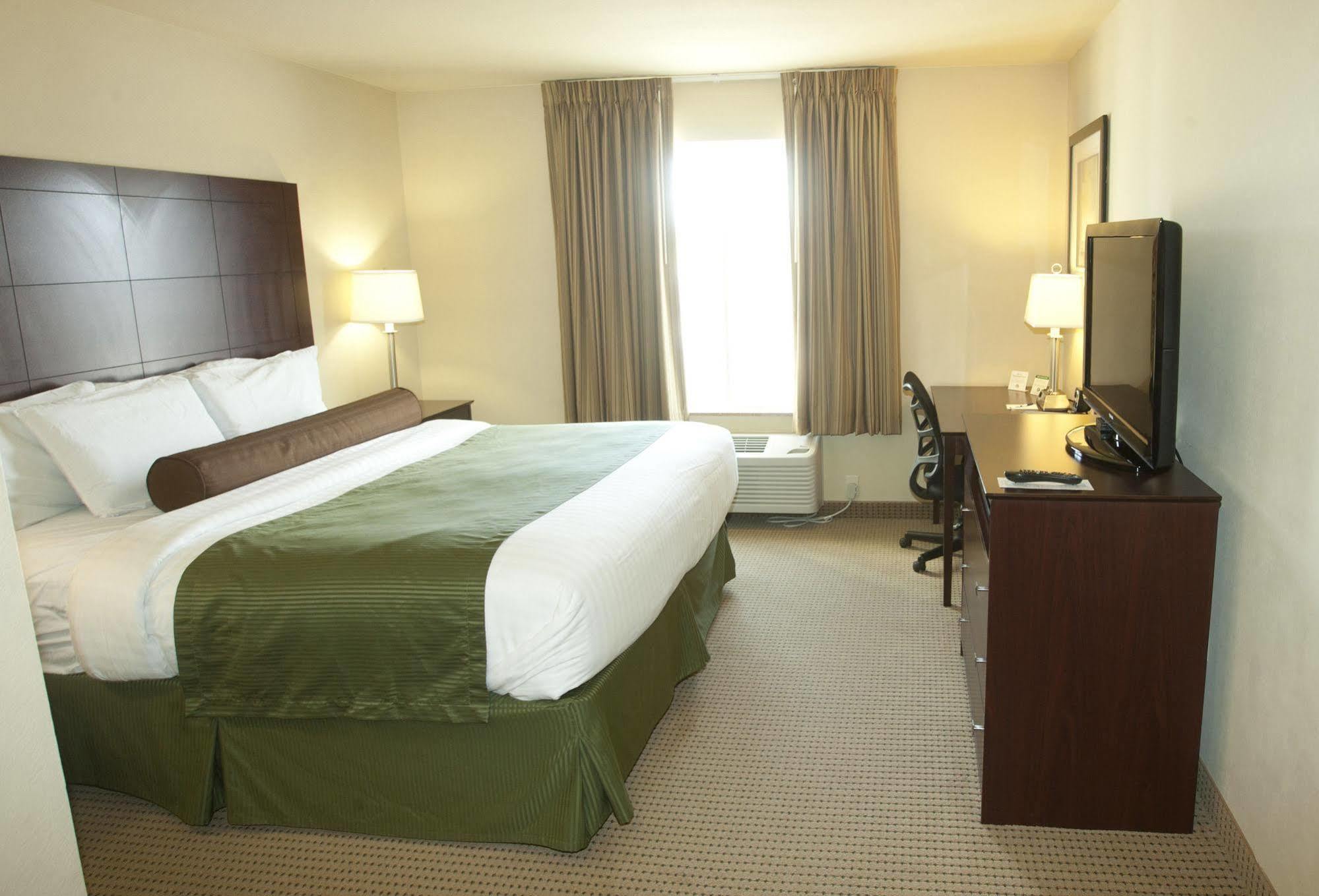 Cobblestone Inn & Suites - Langdon エクステリア 写真