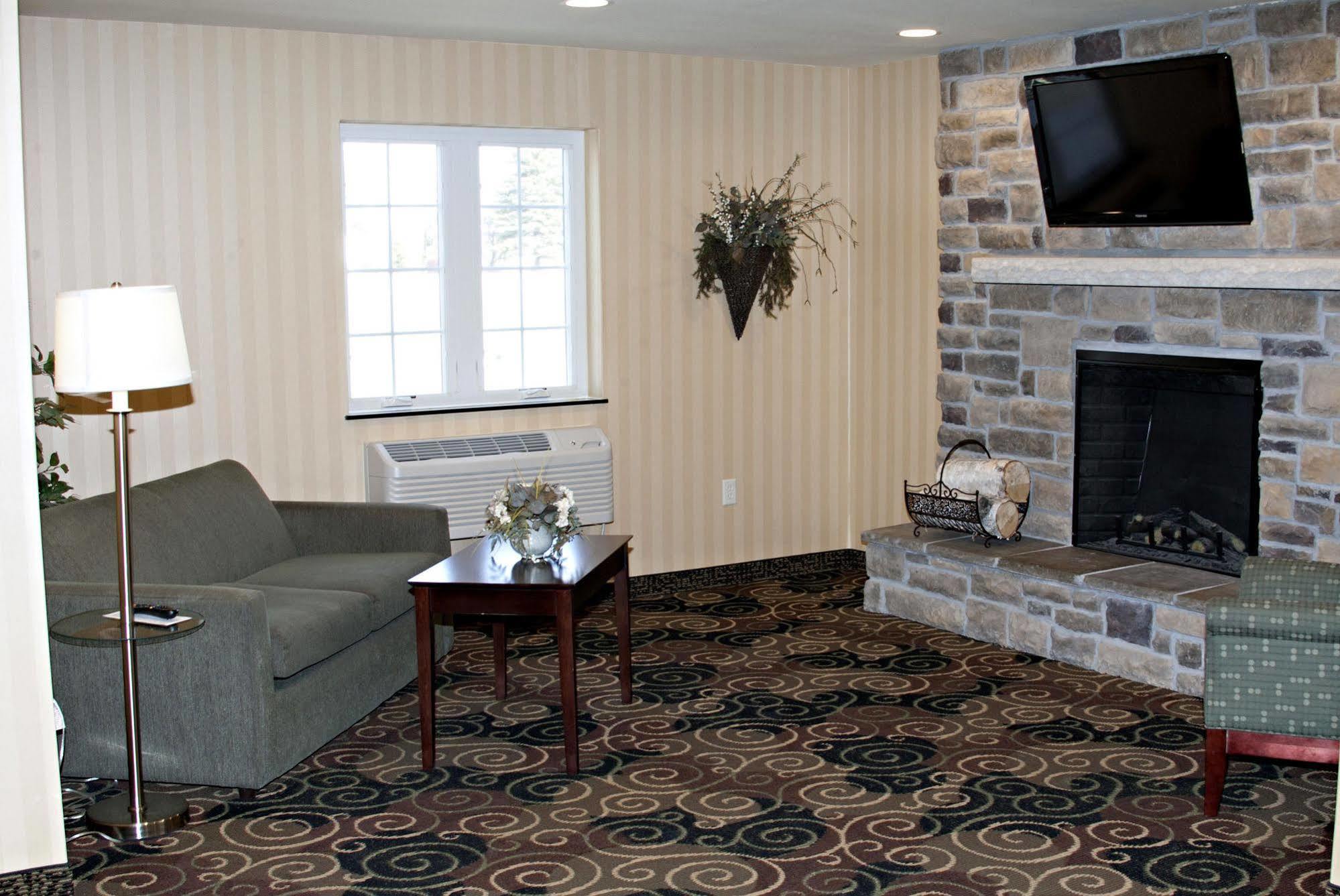 Cobblestone Inn & Suites - Langdon エクステリア 写真